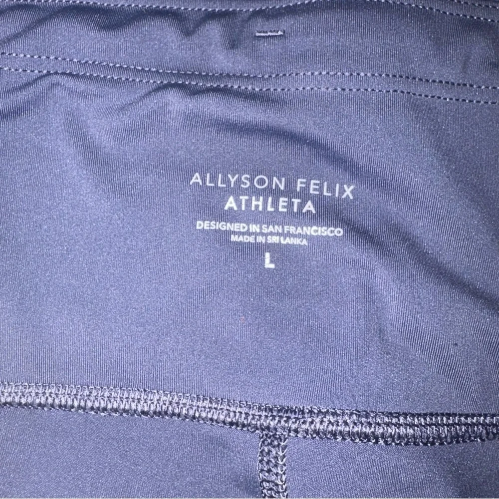 ATHLETA leggings Allyson Felix Legend 7/8 Tight Leggings size L Violet - Picture 13 of 16